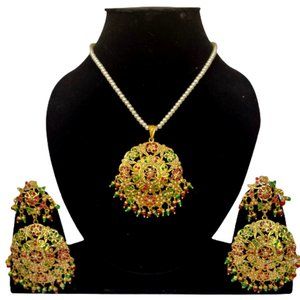 Mannat, The Jadau Gold Plated Pendant Set